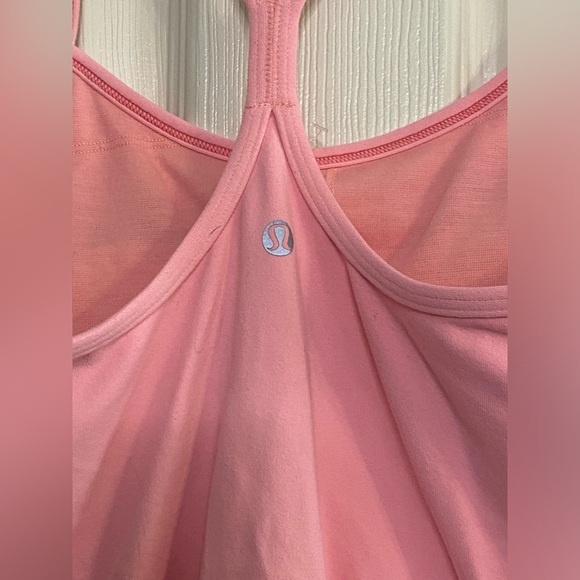 Lululemon Pink  Tank Top Built In Sports Bra Sz 6 - Picture 2 of 3